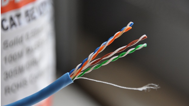 Dây cáp mạng CAT5E